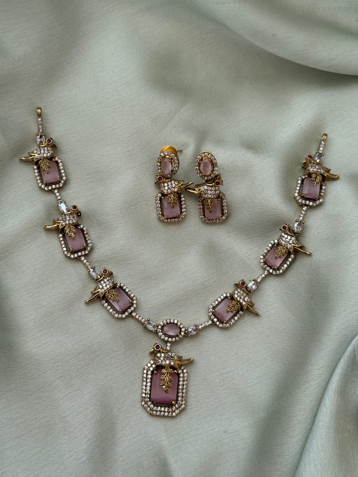 Parrot designer Necklace v2.0