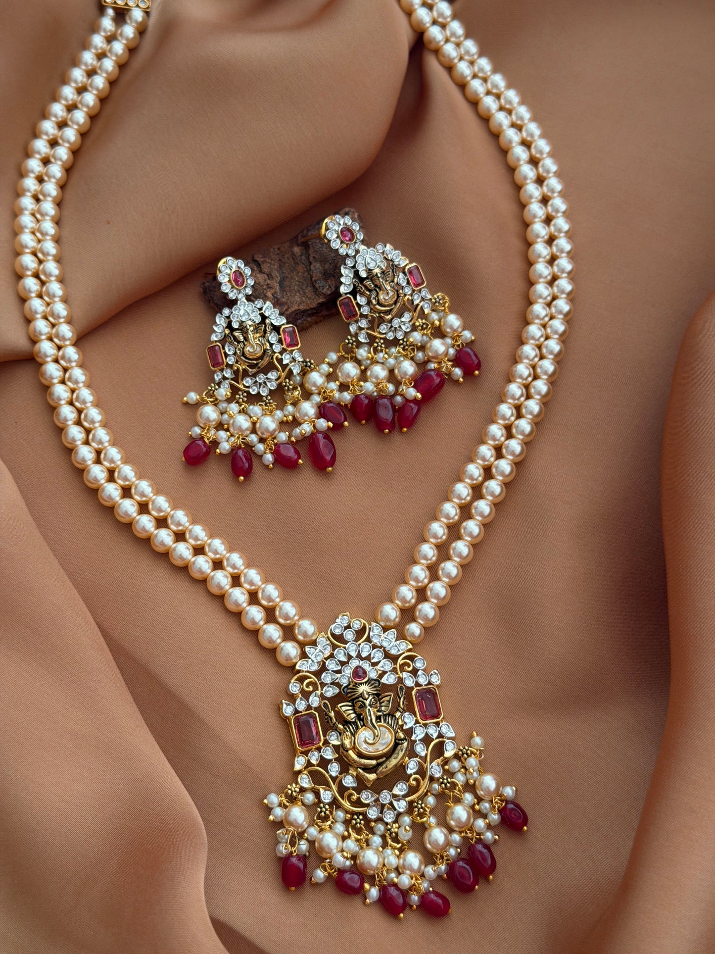 Ganesha Pendant with Hyderabadi Pearls