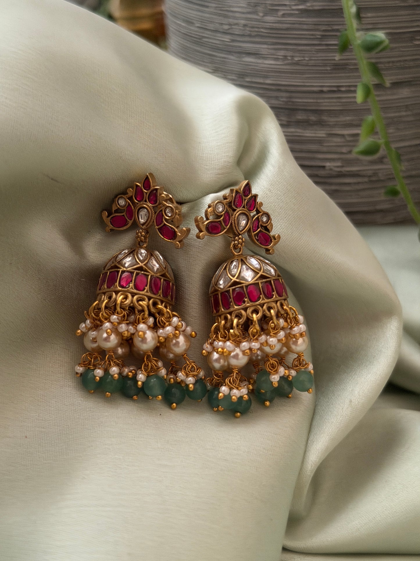 Aarcha Jadau Jhumkas