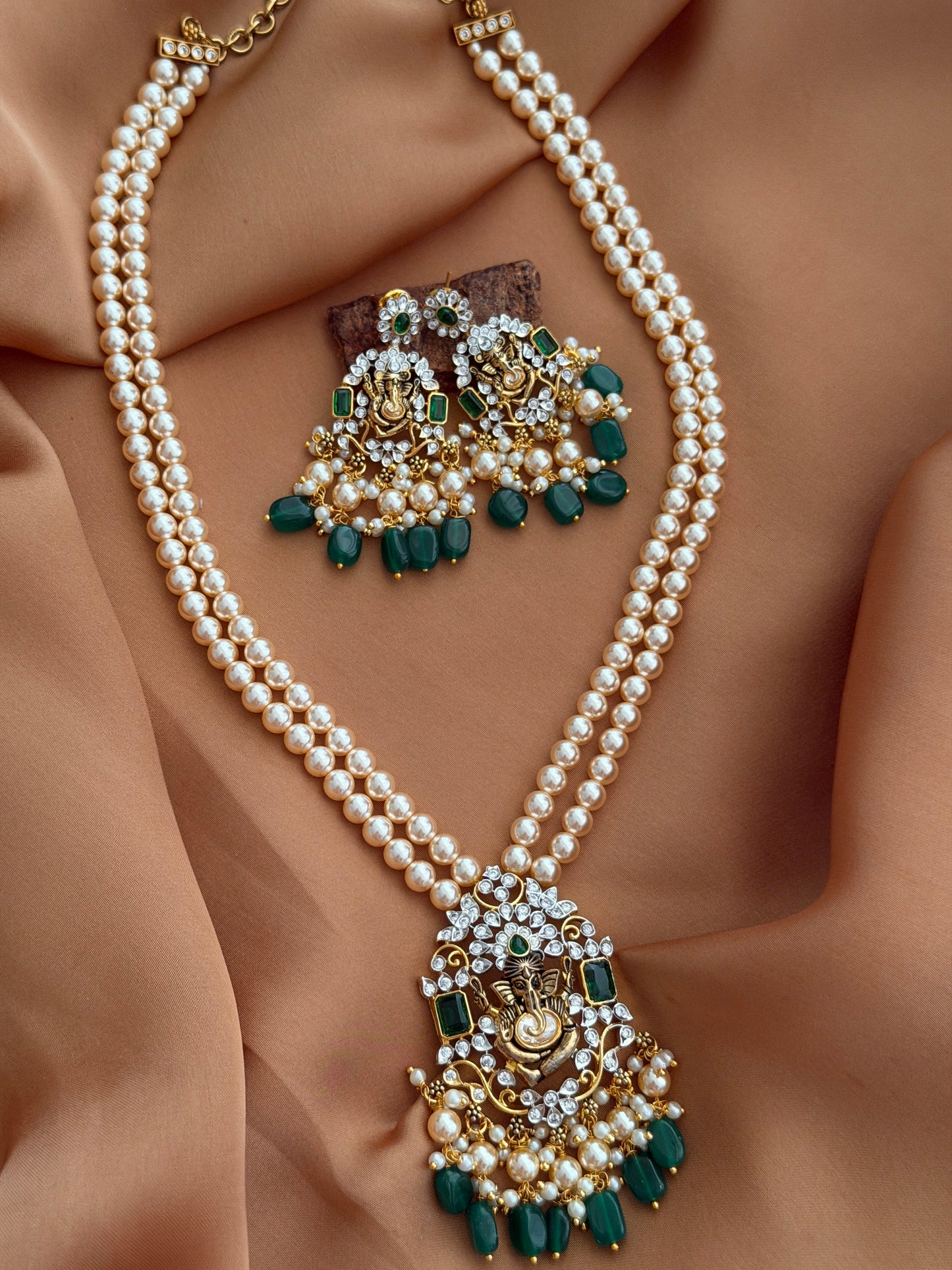Ganesha Pendant with Hyderabadi Pearls