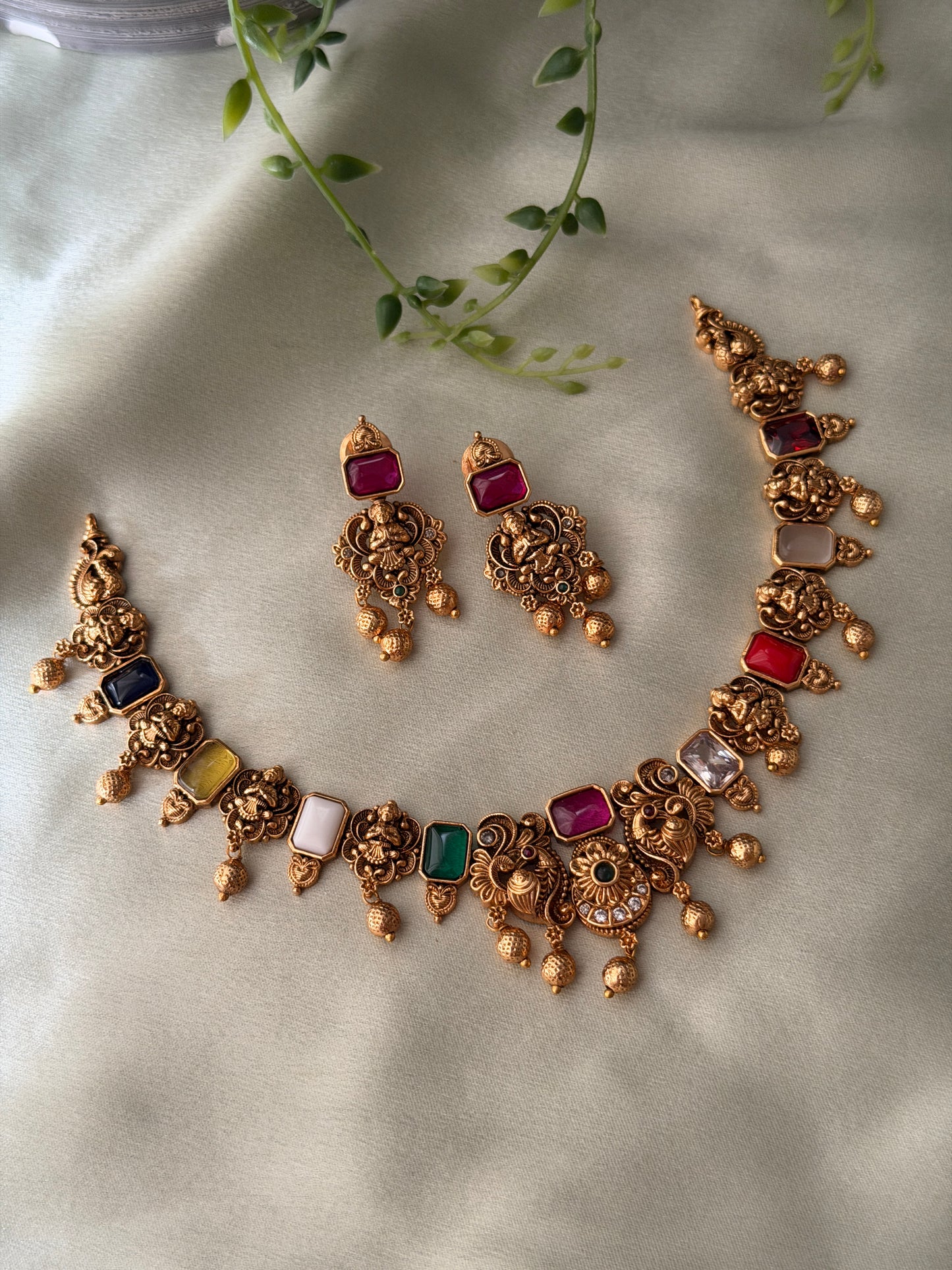 Keerthika Kemp Necklace