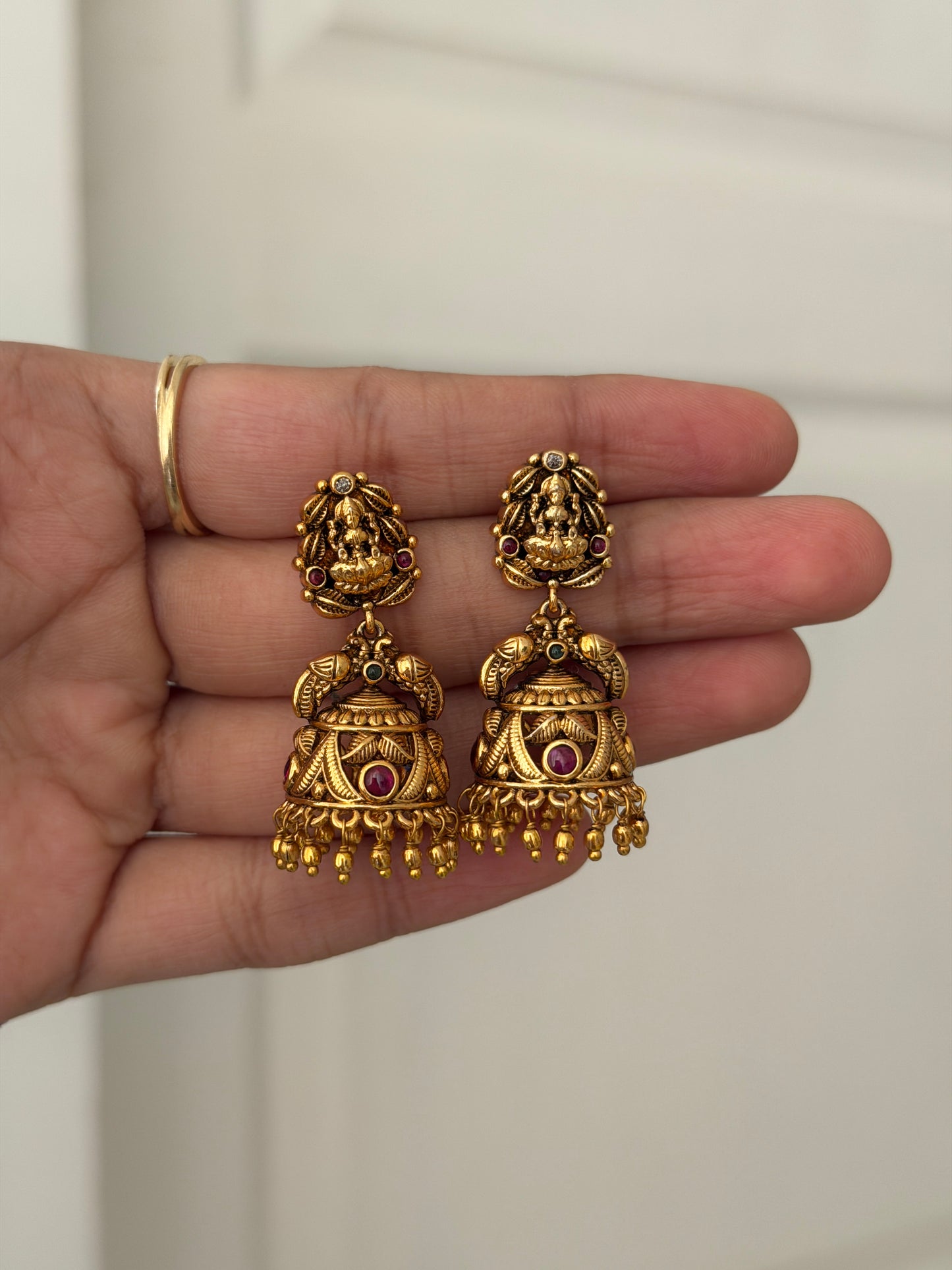 Nilima Jhumkas