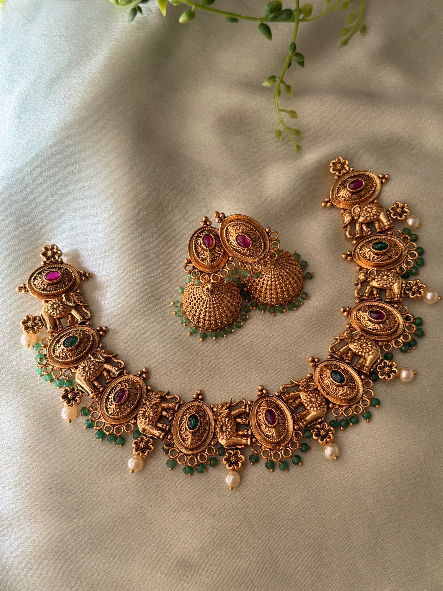 Sarwam Antique Necklace