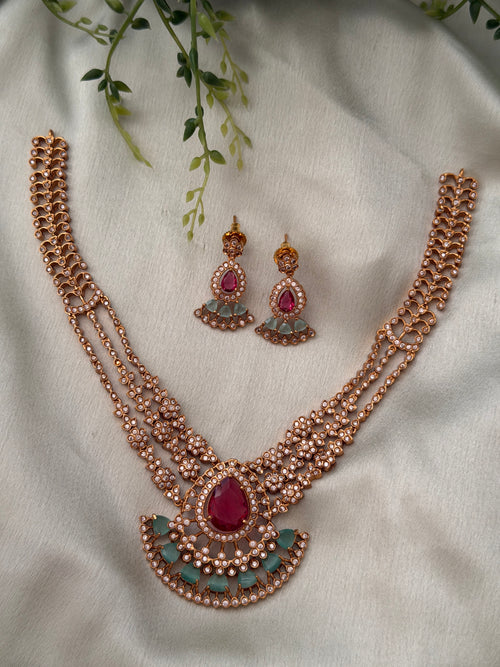 Tarvika AD Necklace