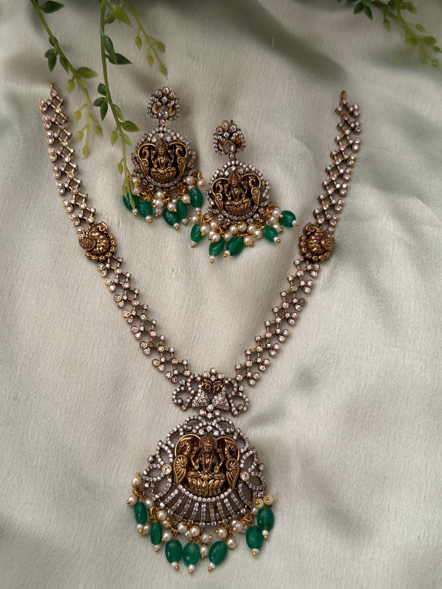 Sureshika AD Necklace