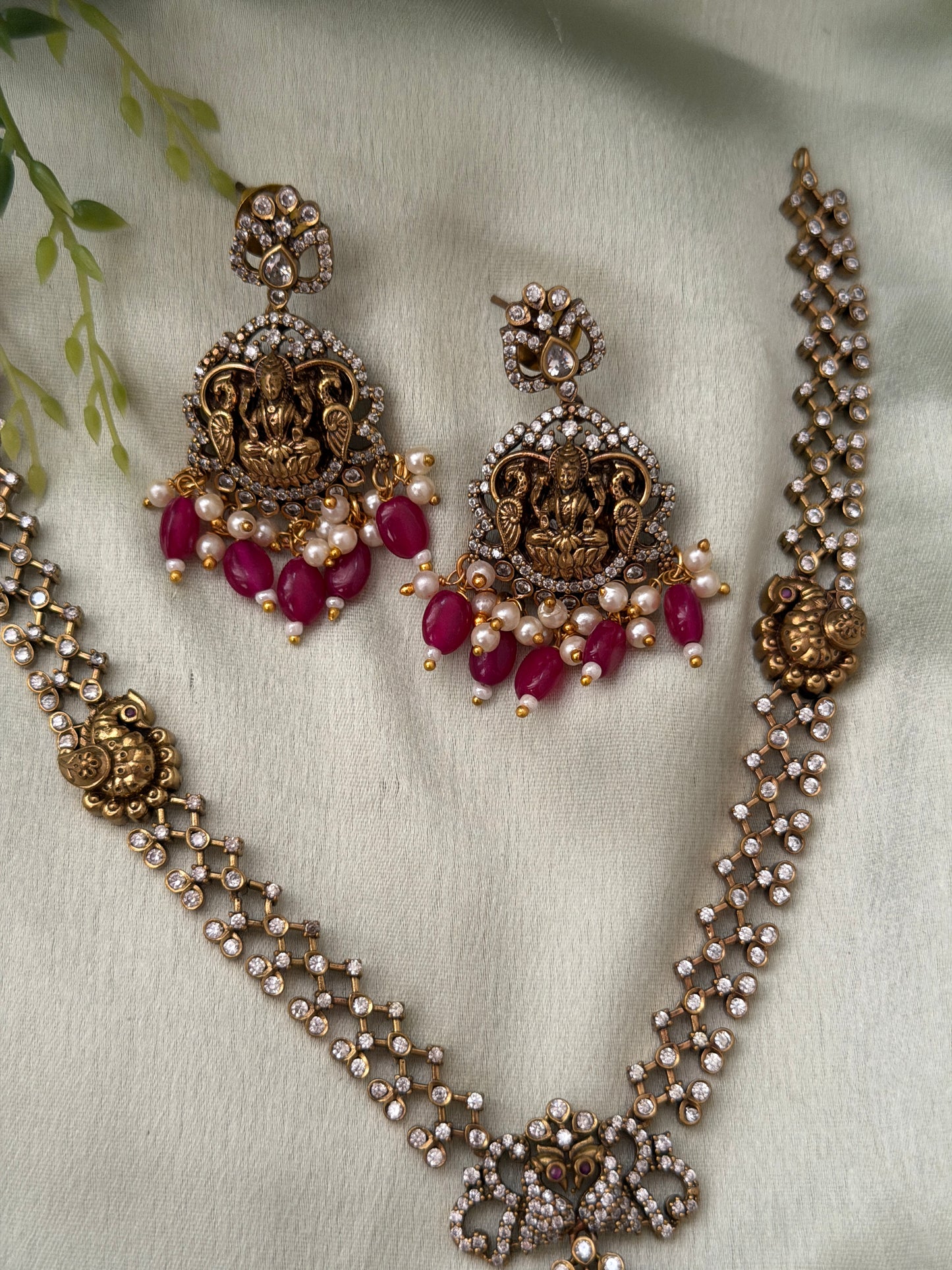 Sureshika AD Necklace
