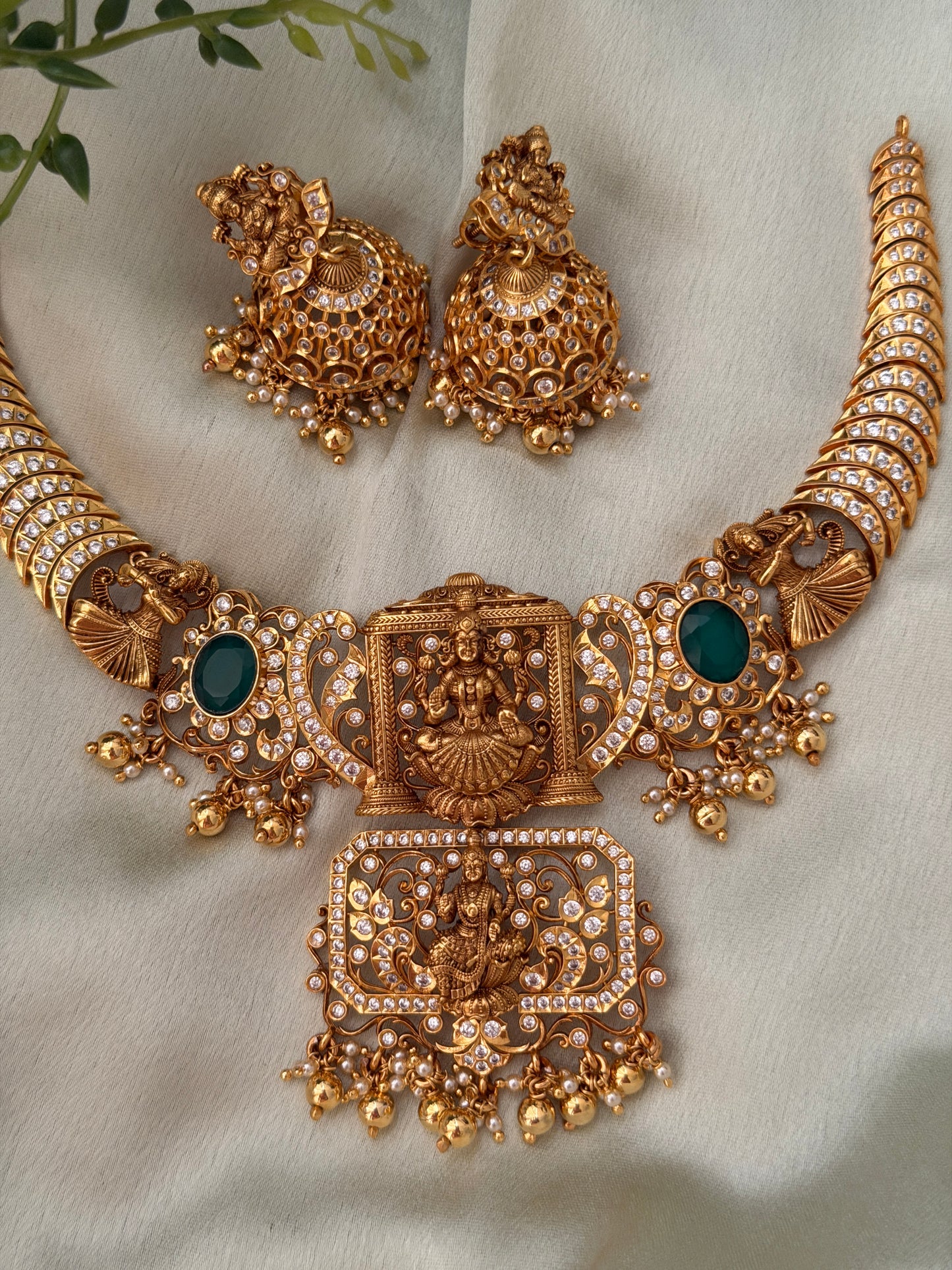 Vishishtta 92.5 Silver Necklace