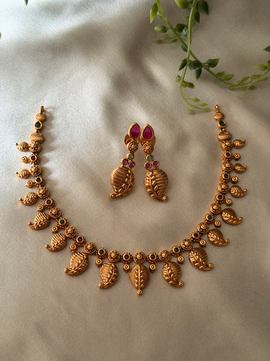 Gold Replica Maanga Maala