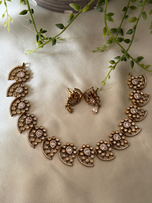 Razi AD Necklace