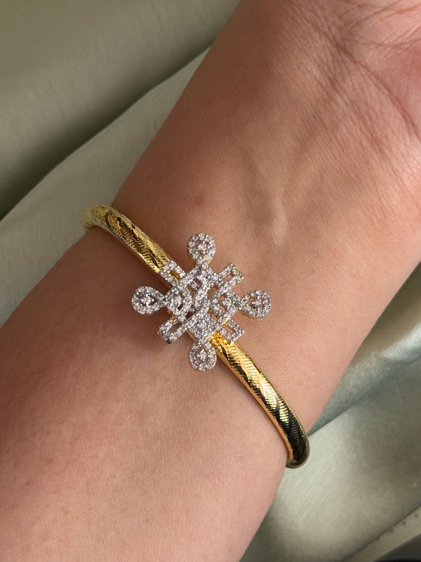 Kolam Diamond Bracelet