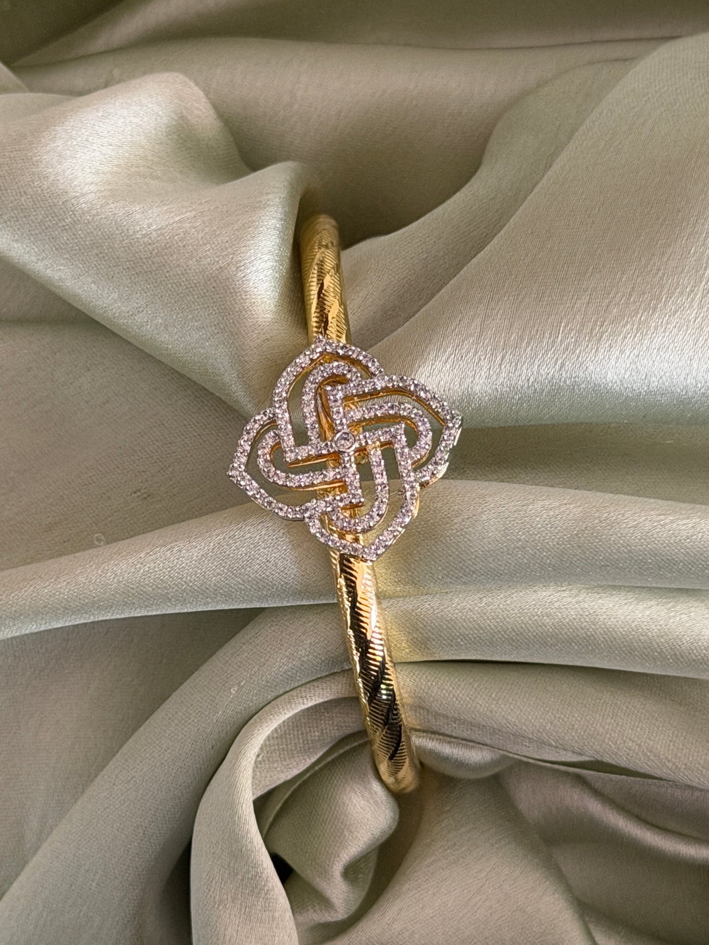 Kolam Diamond Bracelet