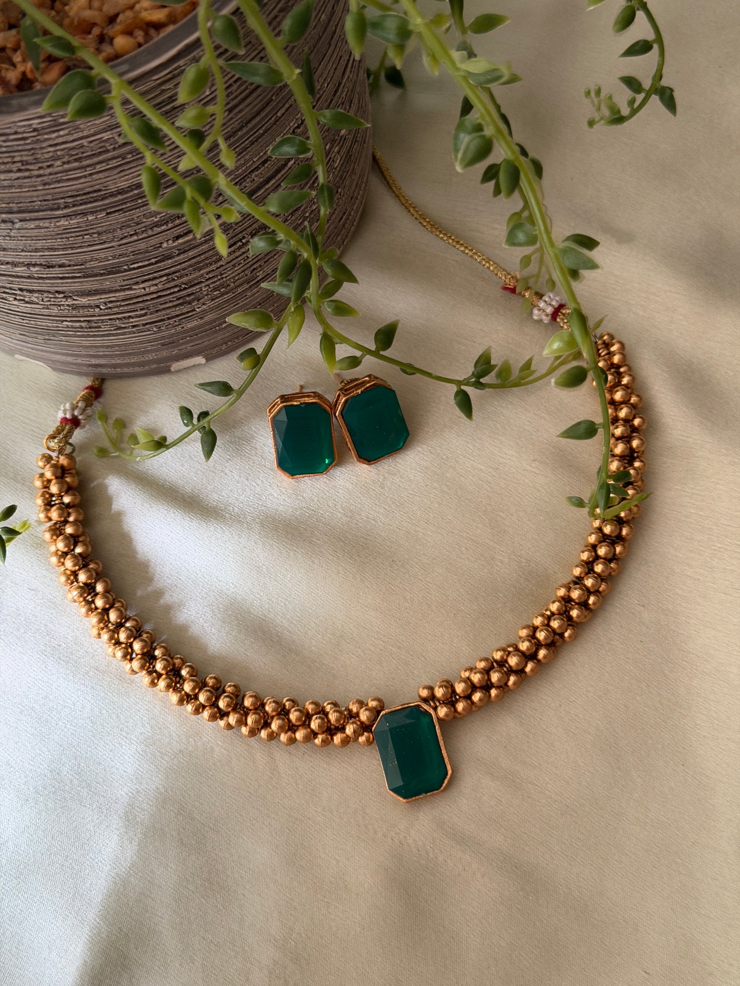 Aarthiya Budgeted Necklace