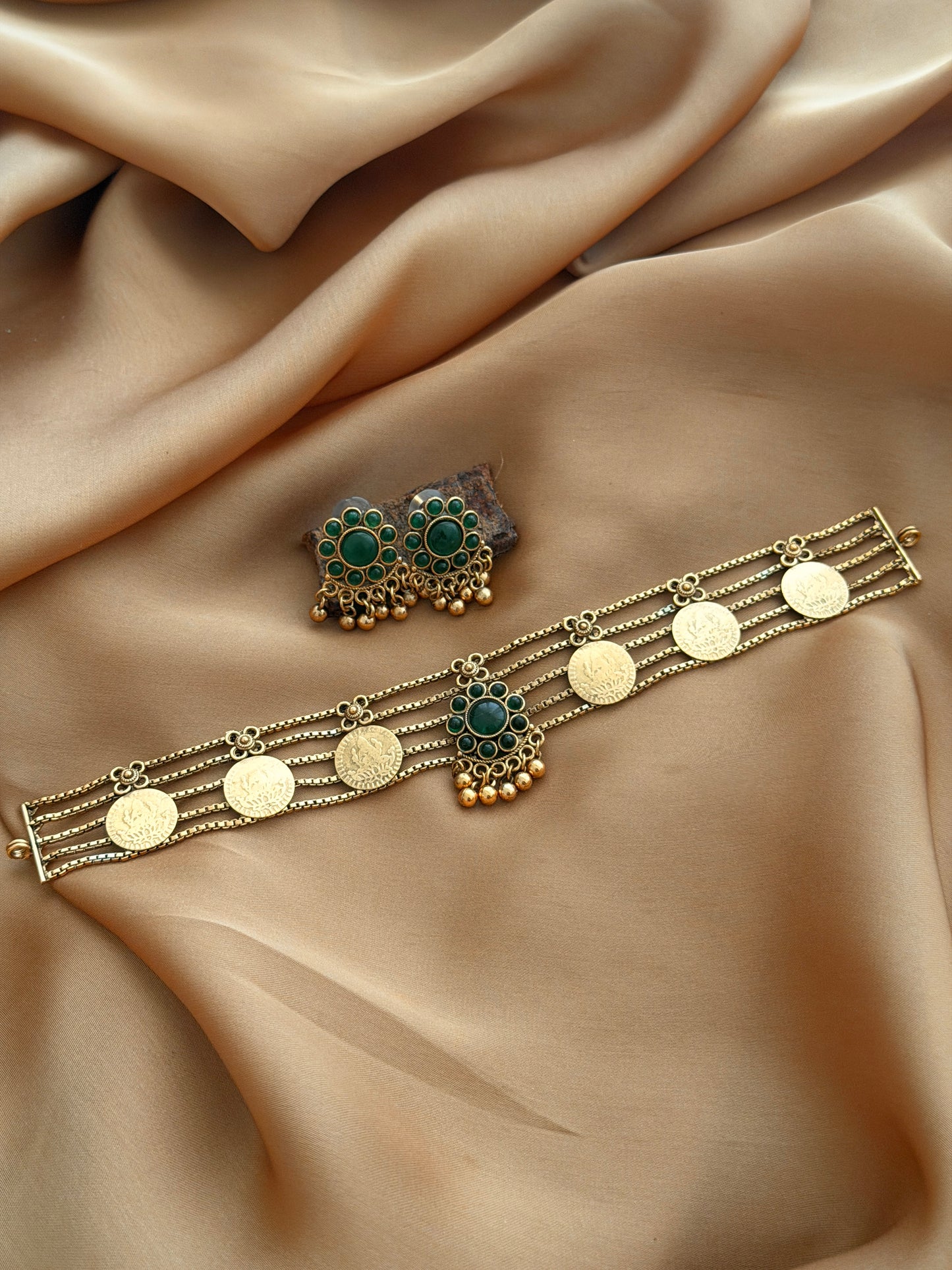 Coin x Kempu Choker