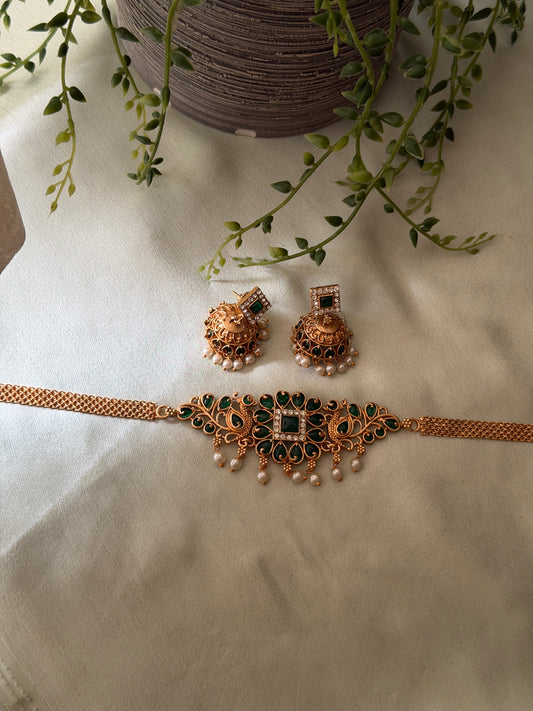 Budgeted Emerald Choker