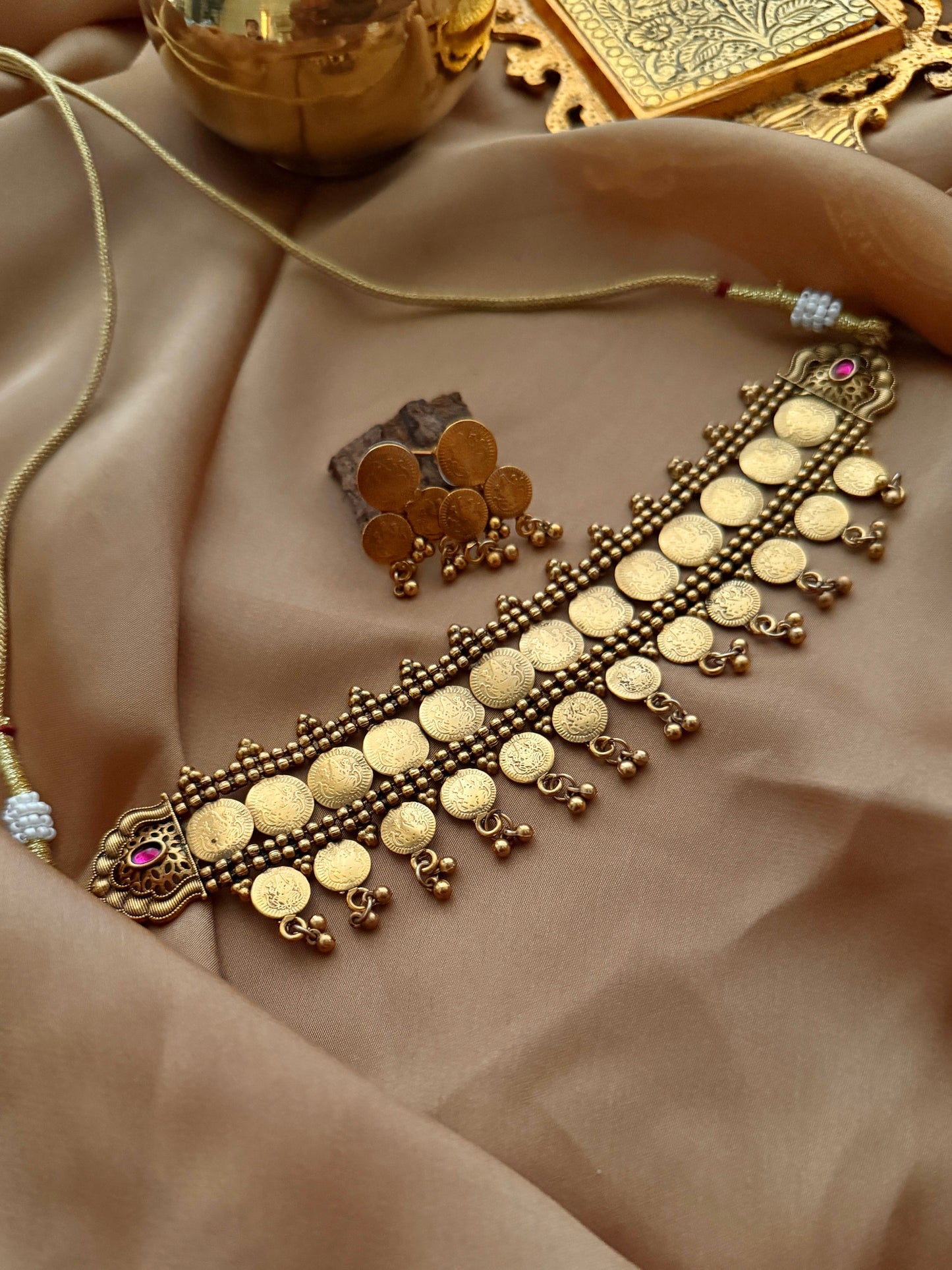 Dual Layer Kaashu Choker