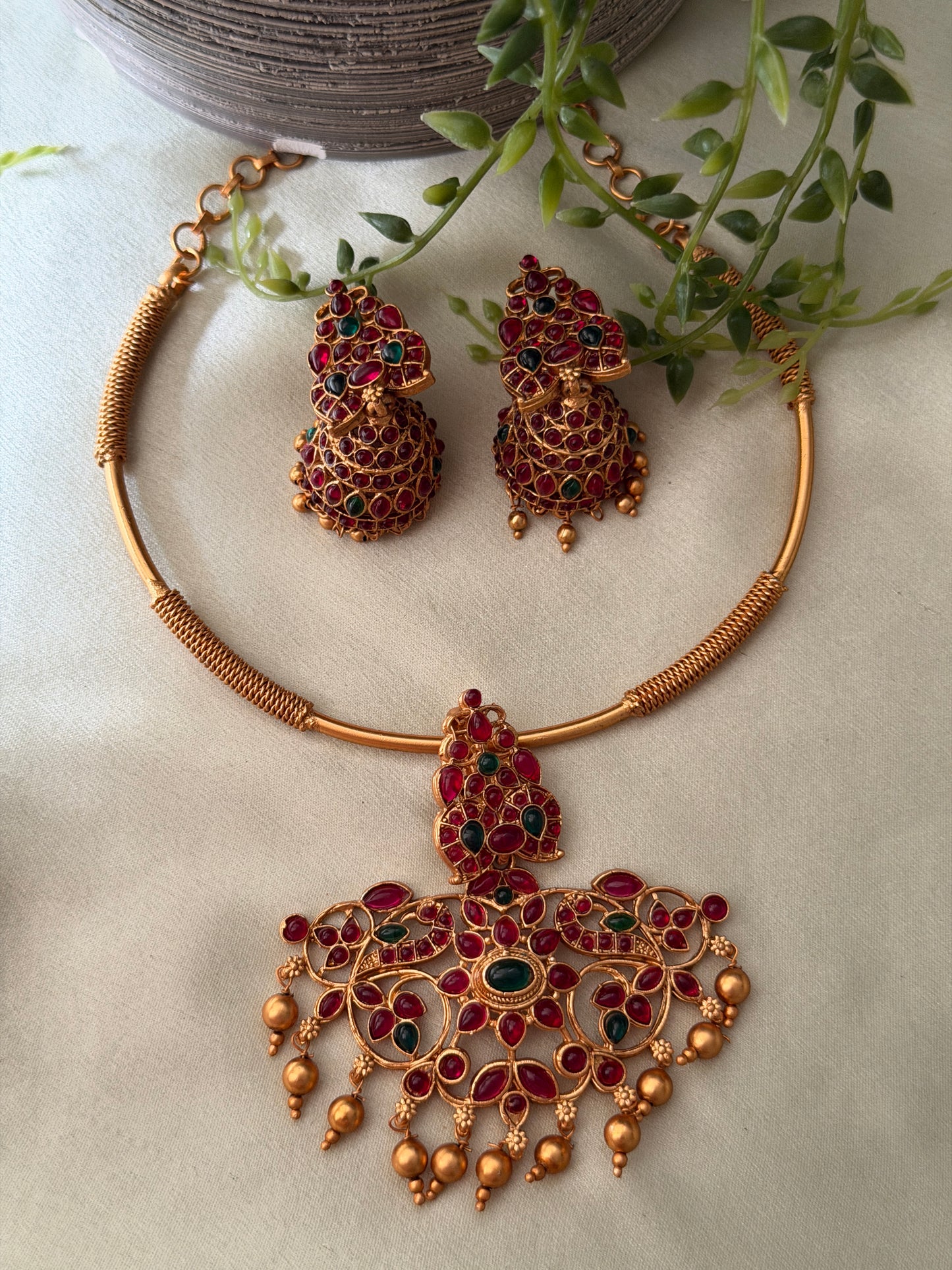Kempu Pendant Hasli Set