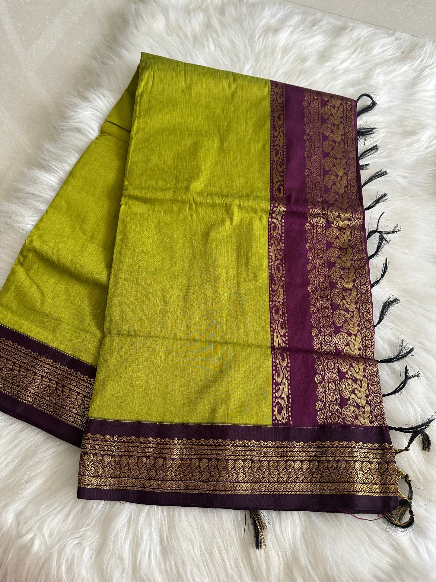 Parrot Green Kalyani Cotton Saree