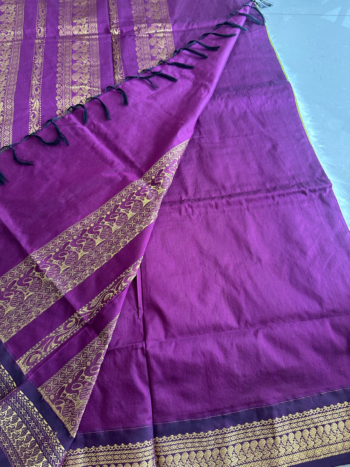 Parrot Green Kalyani Cotton Saree