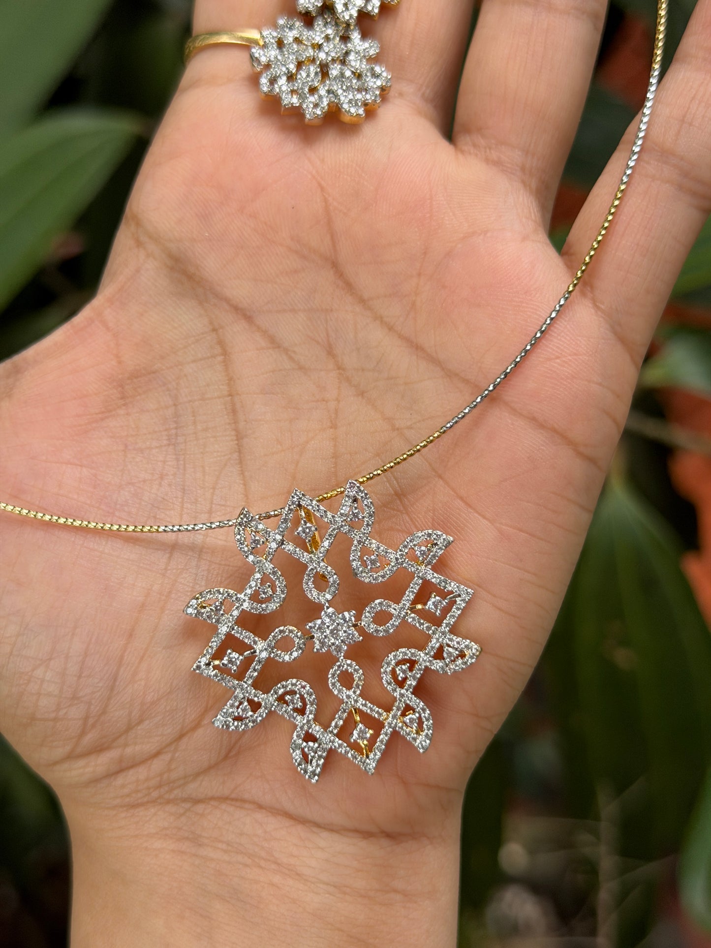 Kolam Diamond Pendant Choker