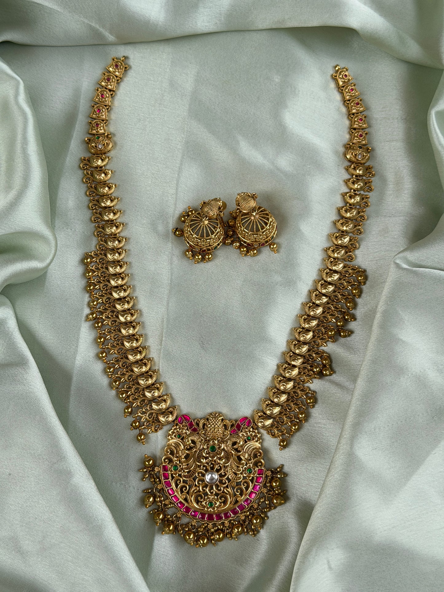 Unnathi Non Idol Haaram set