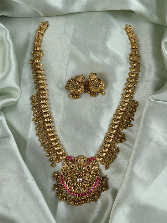 Unnathi Non Idol Haaram set