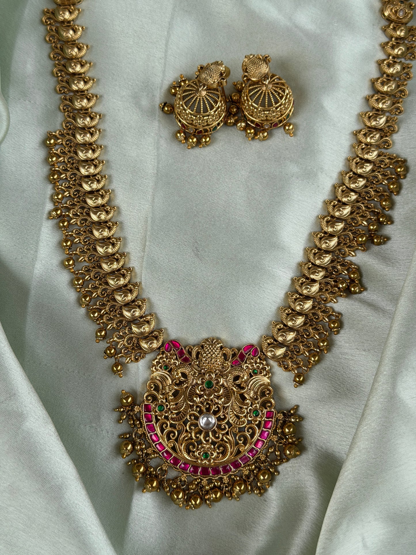 Unnathi Non Idol Haaram set