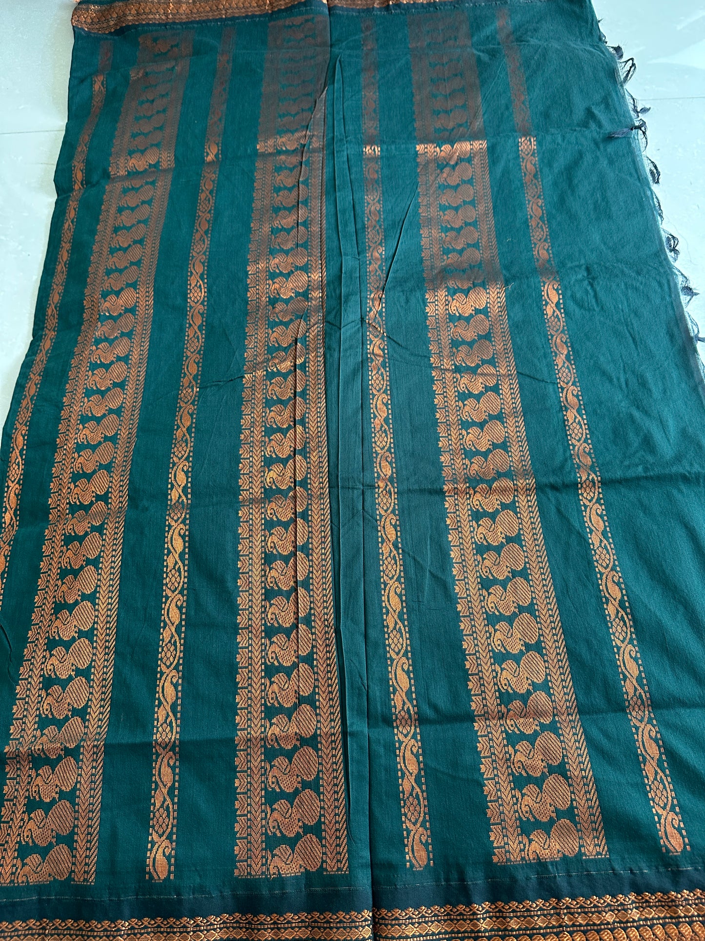 Blood red x Green Kalyani Cotton Saree