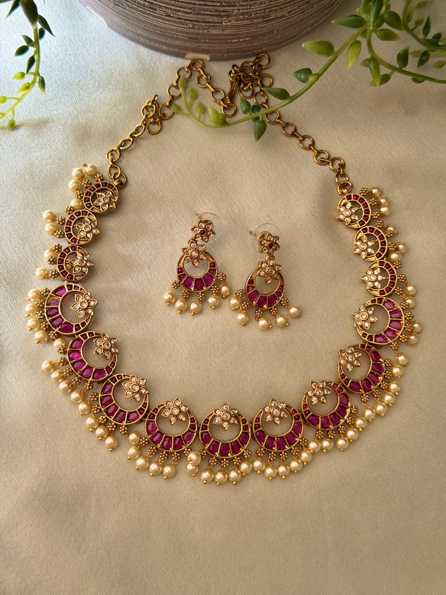 Chaandbali Necklace