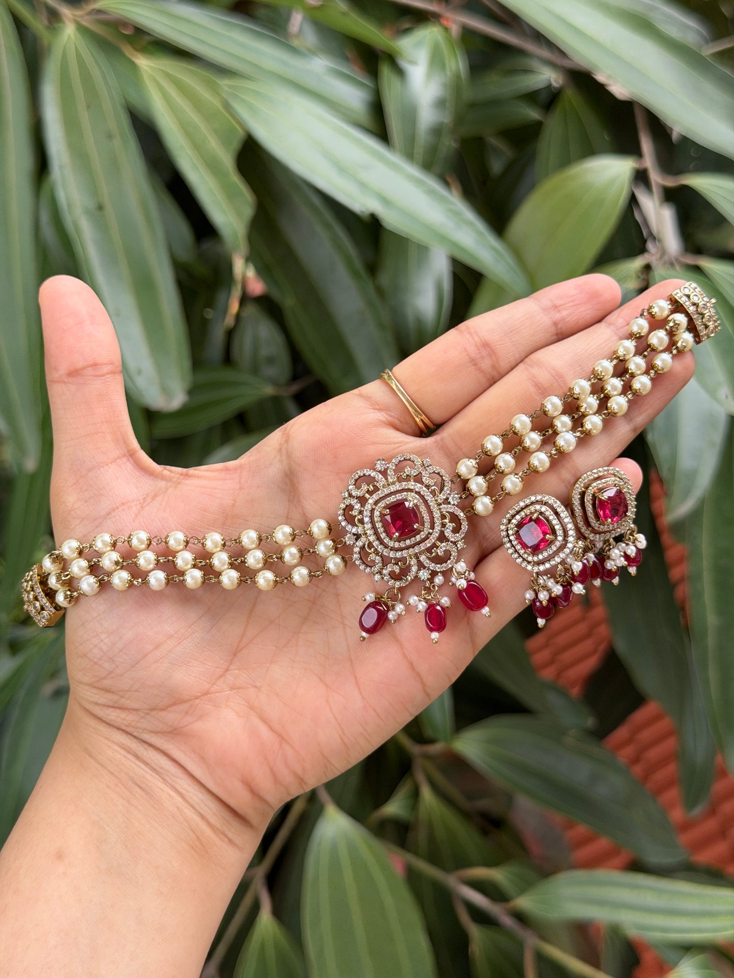 Gautika Pearl Choker