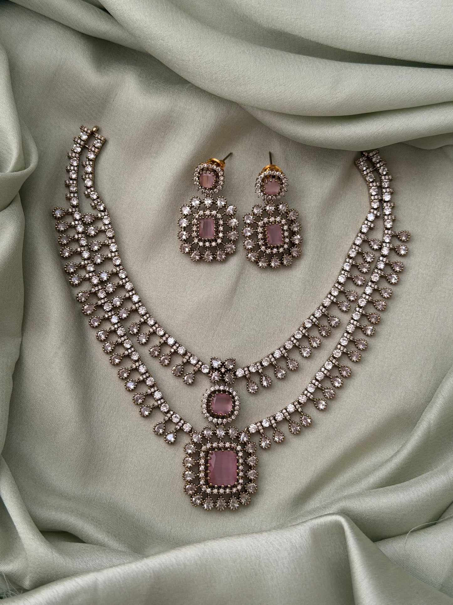 Nitaasha 2 Layer Neckace