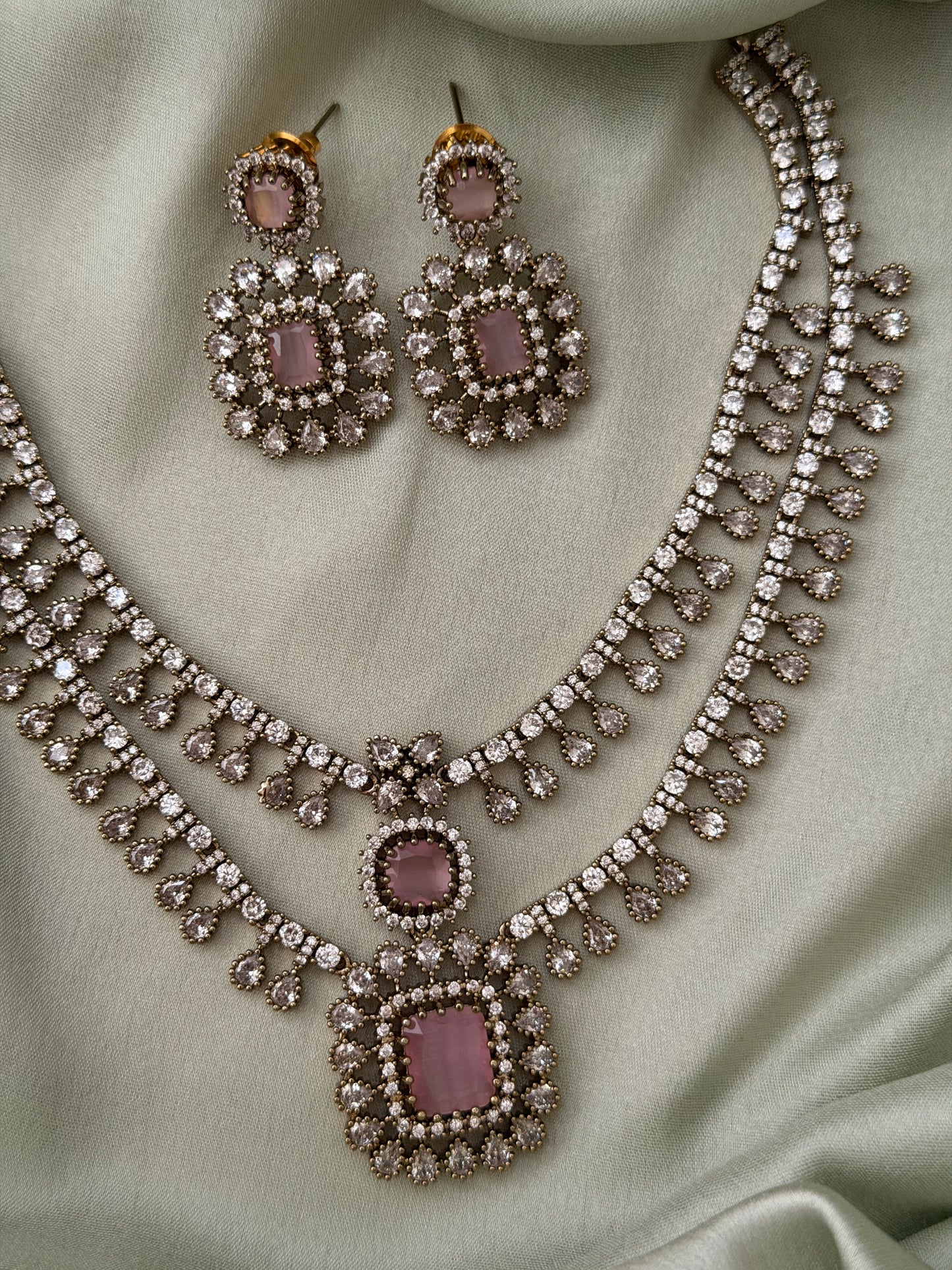 Nitaasha 2 Layer Neckace