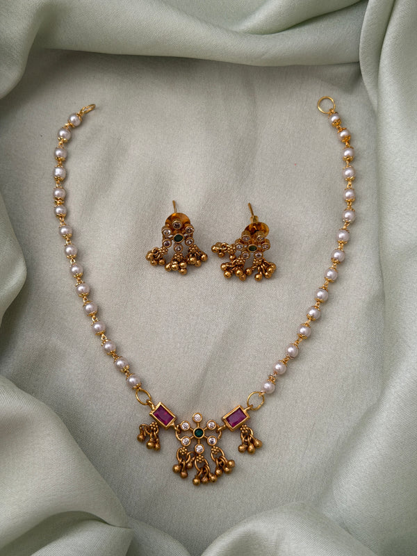 Preity Pearl Choker