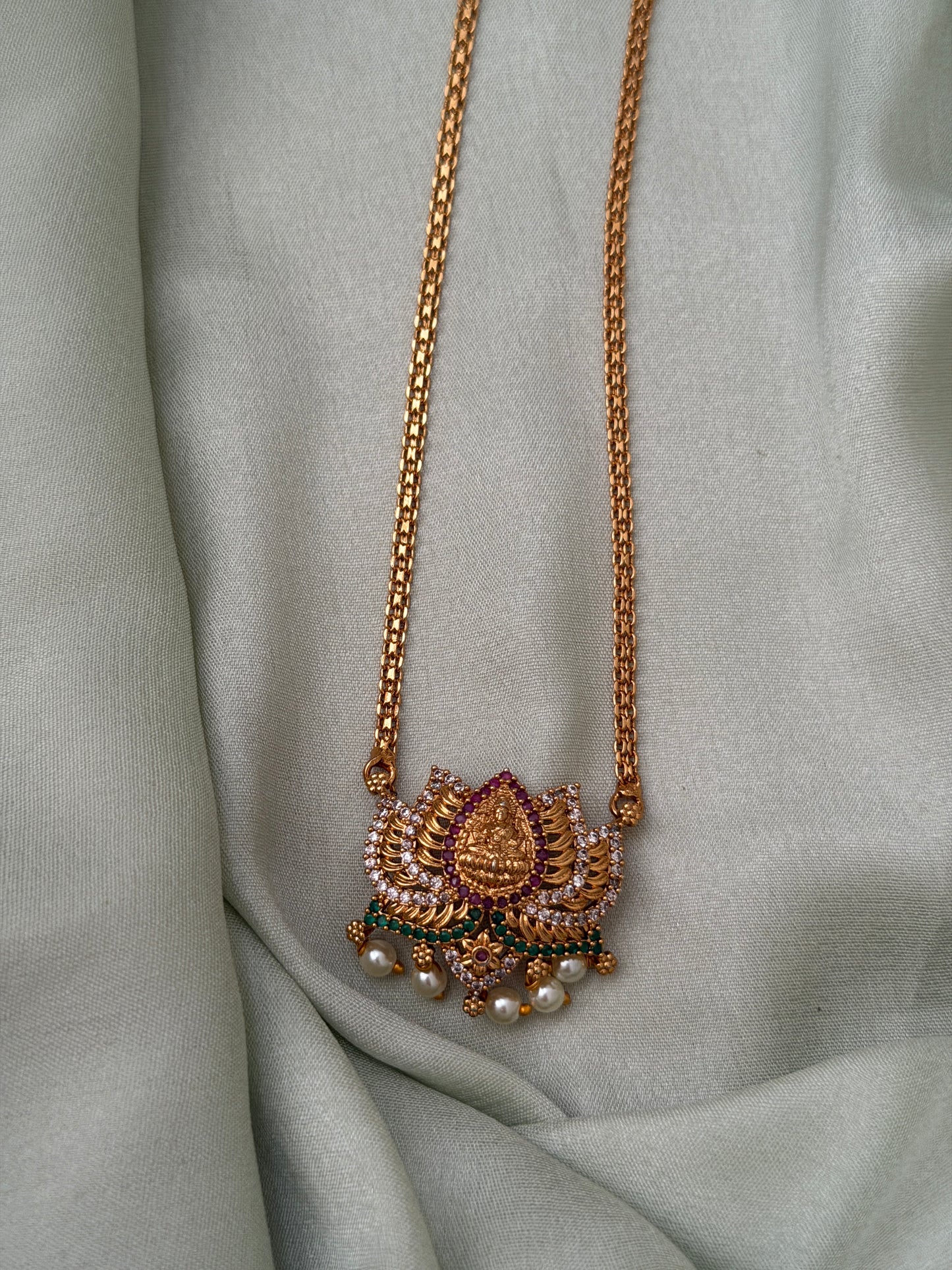 Tiny Padma AD Chain