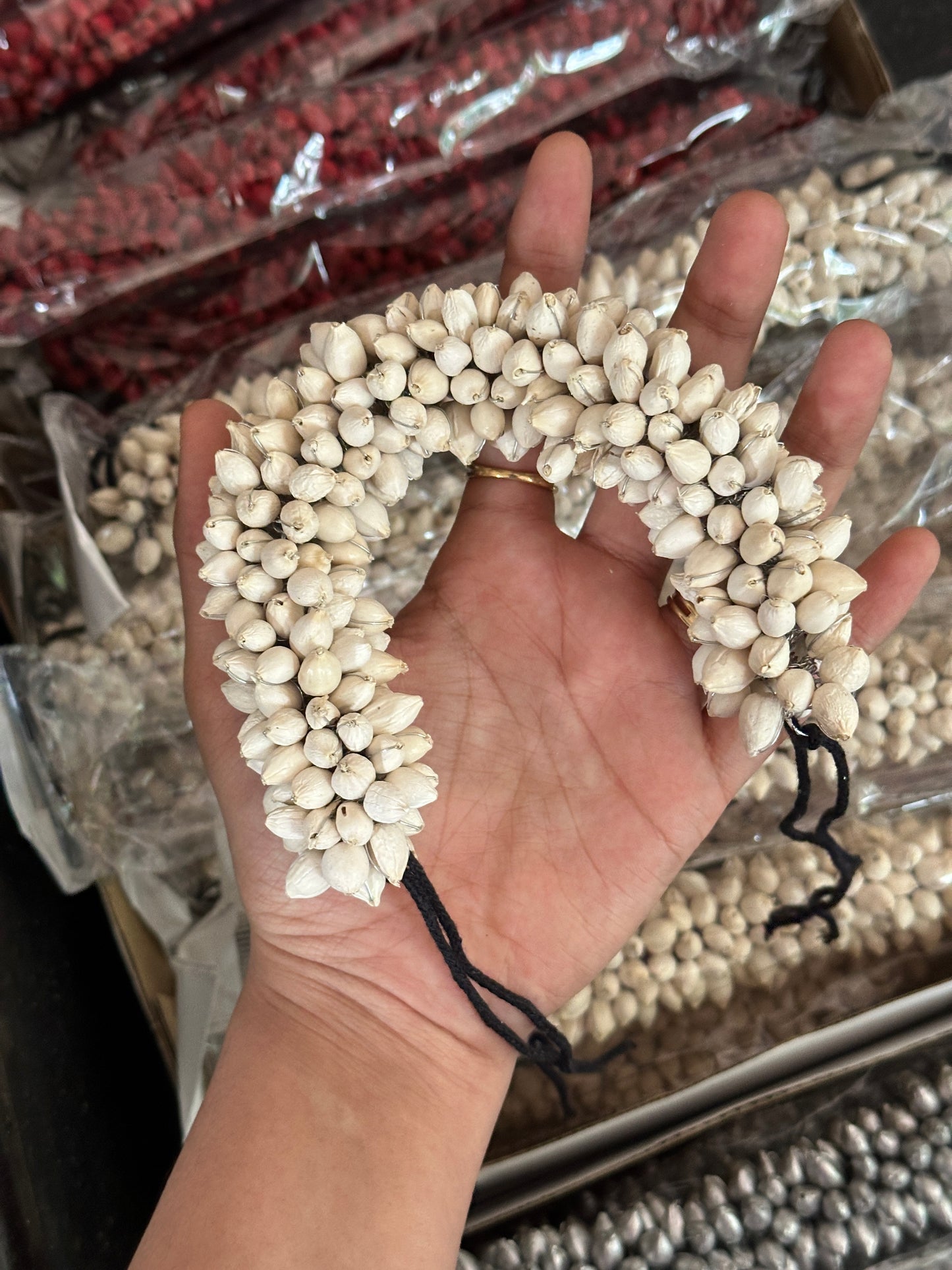 Reusable Colourful Mallipoo (Premium)