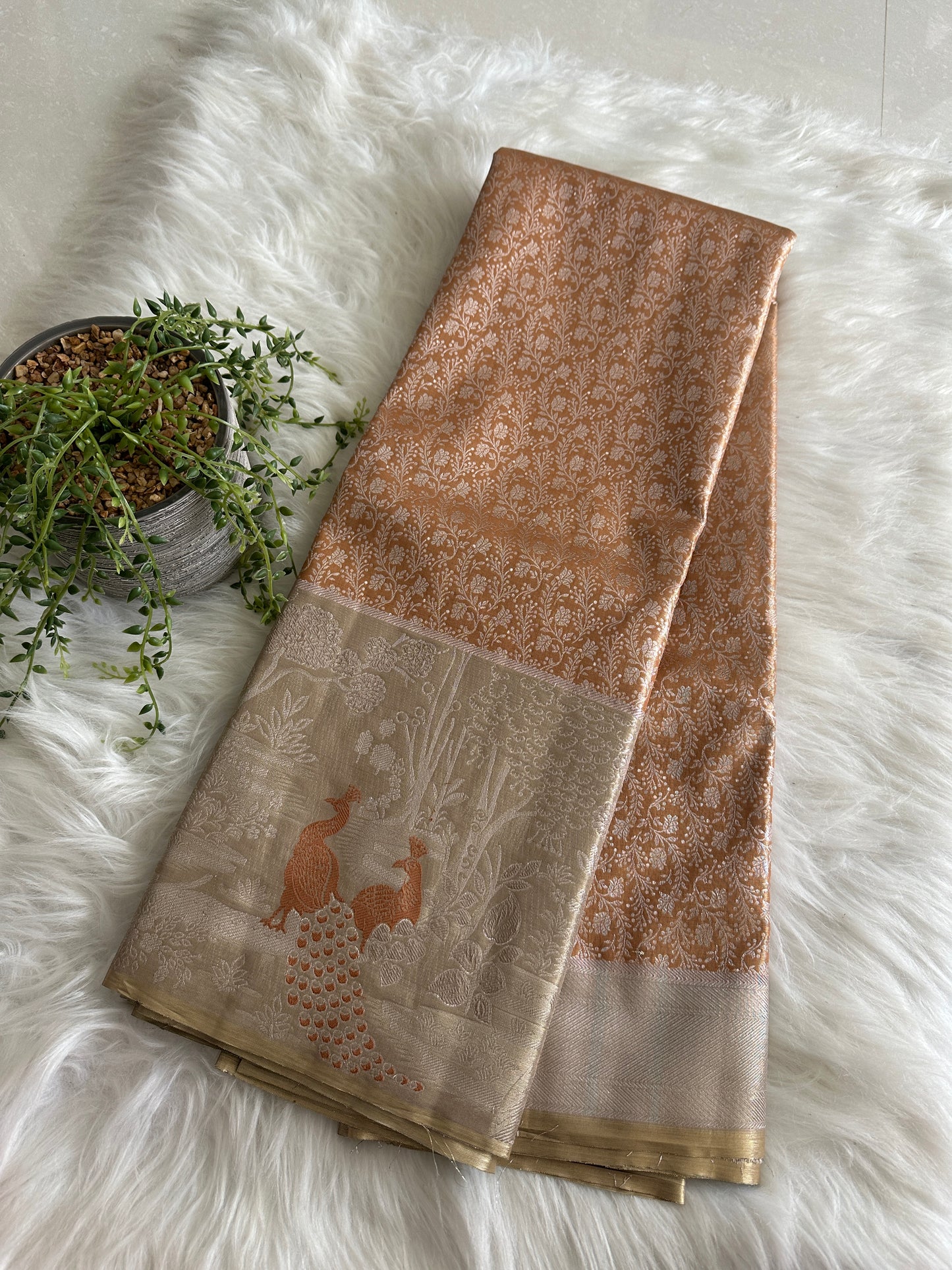 Designer Peacock Semi Kanchivaram Tissue Pattu Saree v1.0