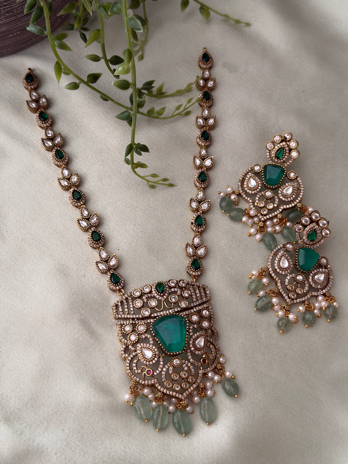 Pankaja Doublet Stone Necklace