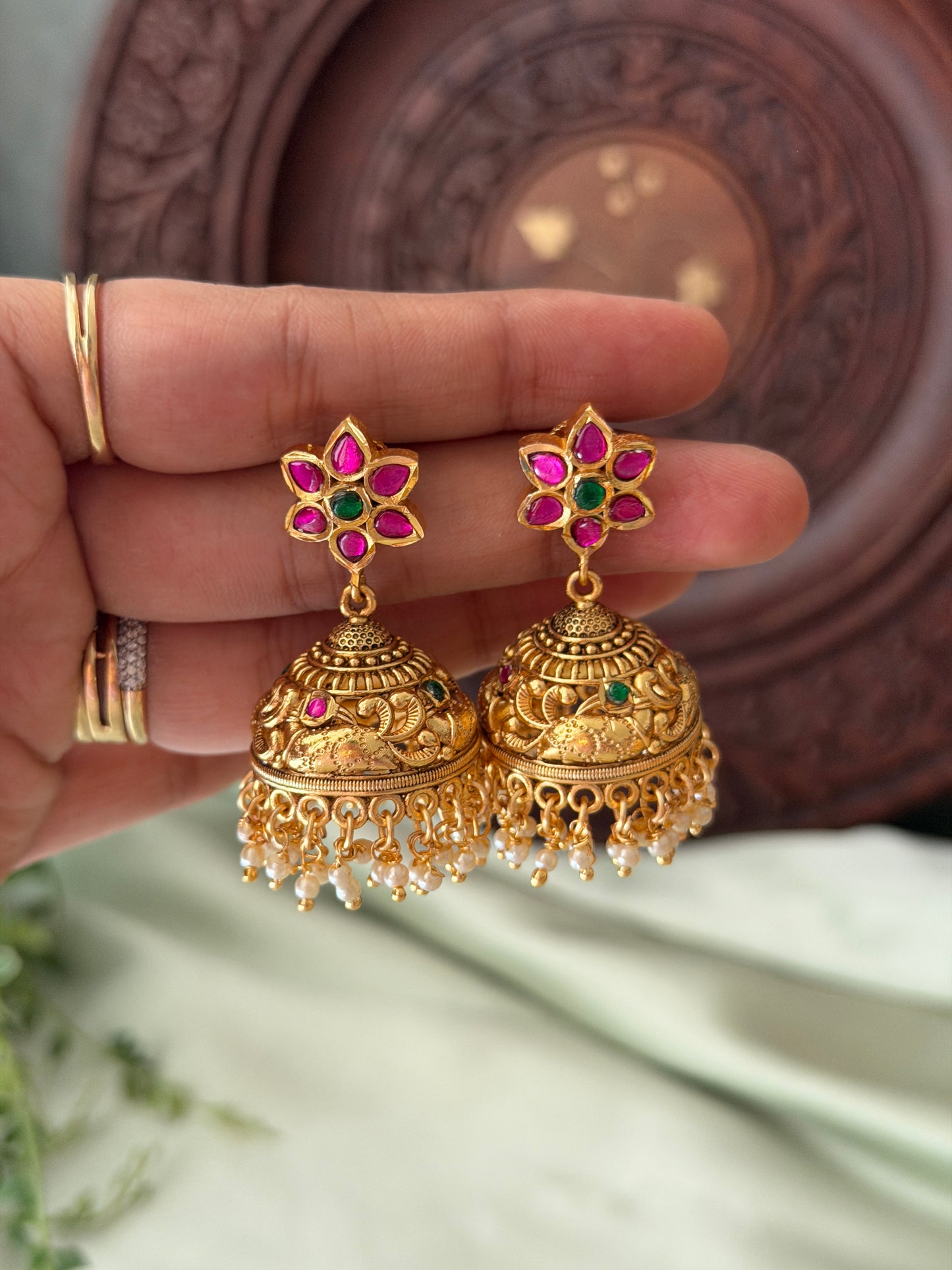 Chitra Jadau Jhumkas