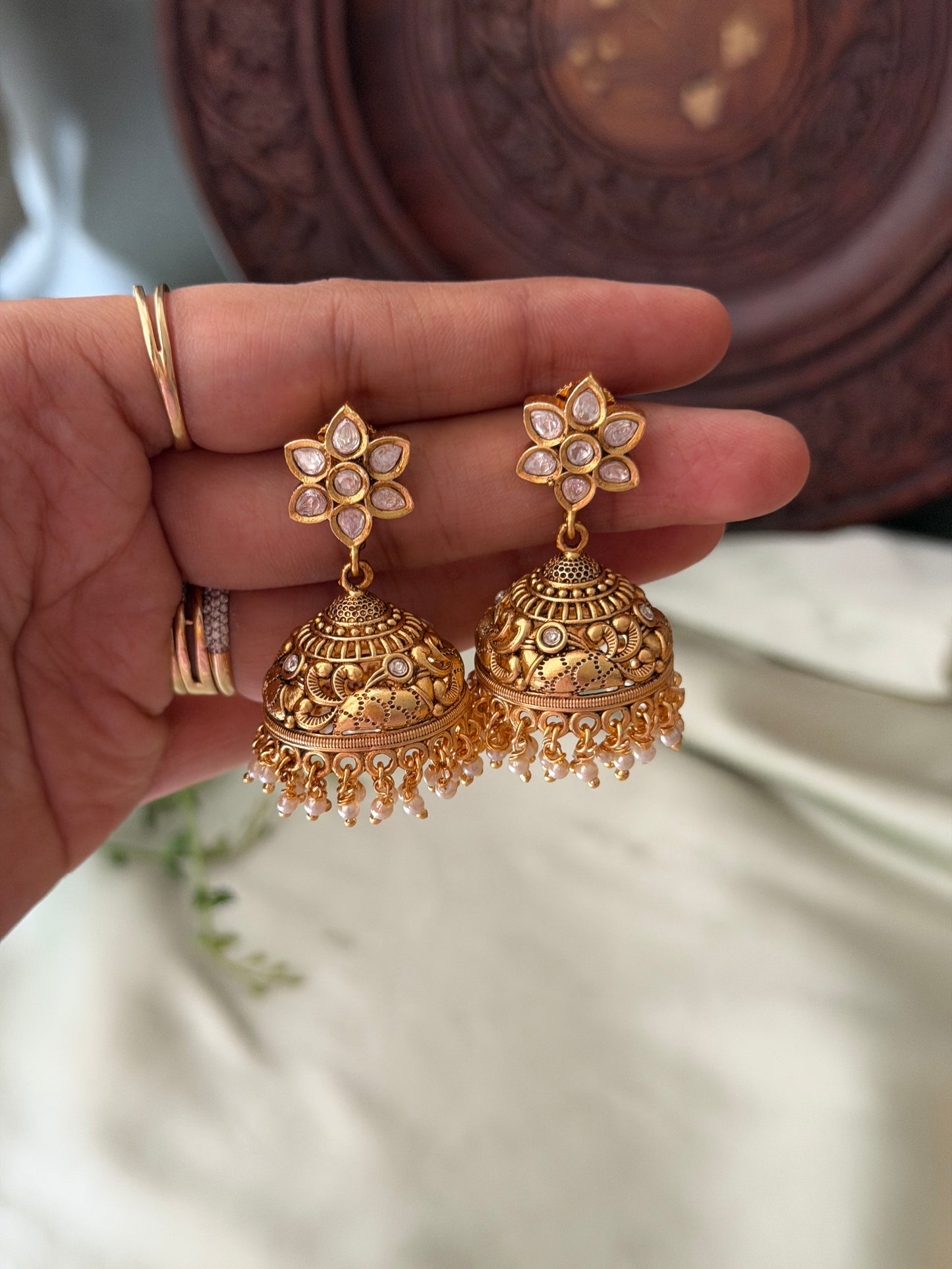 Chitra Jadau Jhumkas