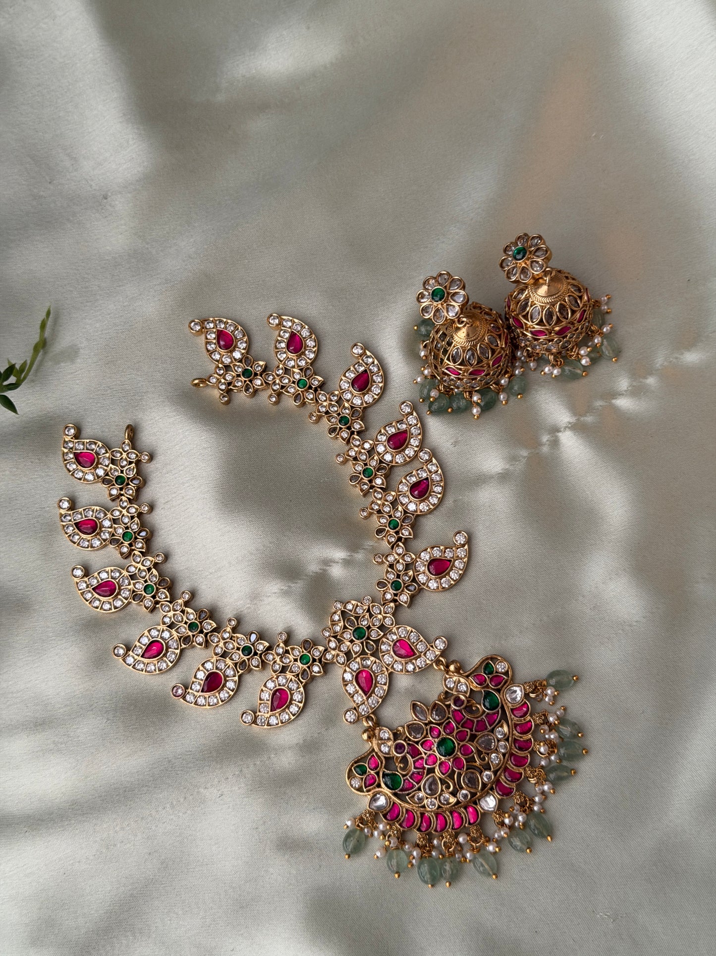 Premium Kempu Maanga Maala