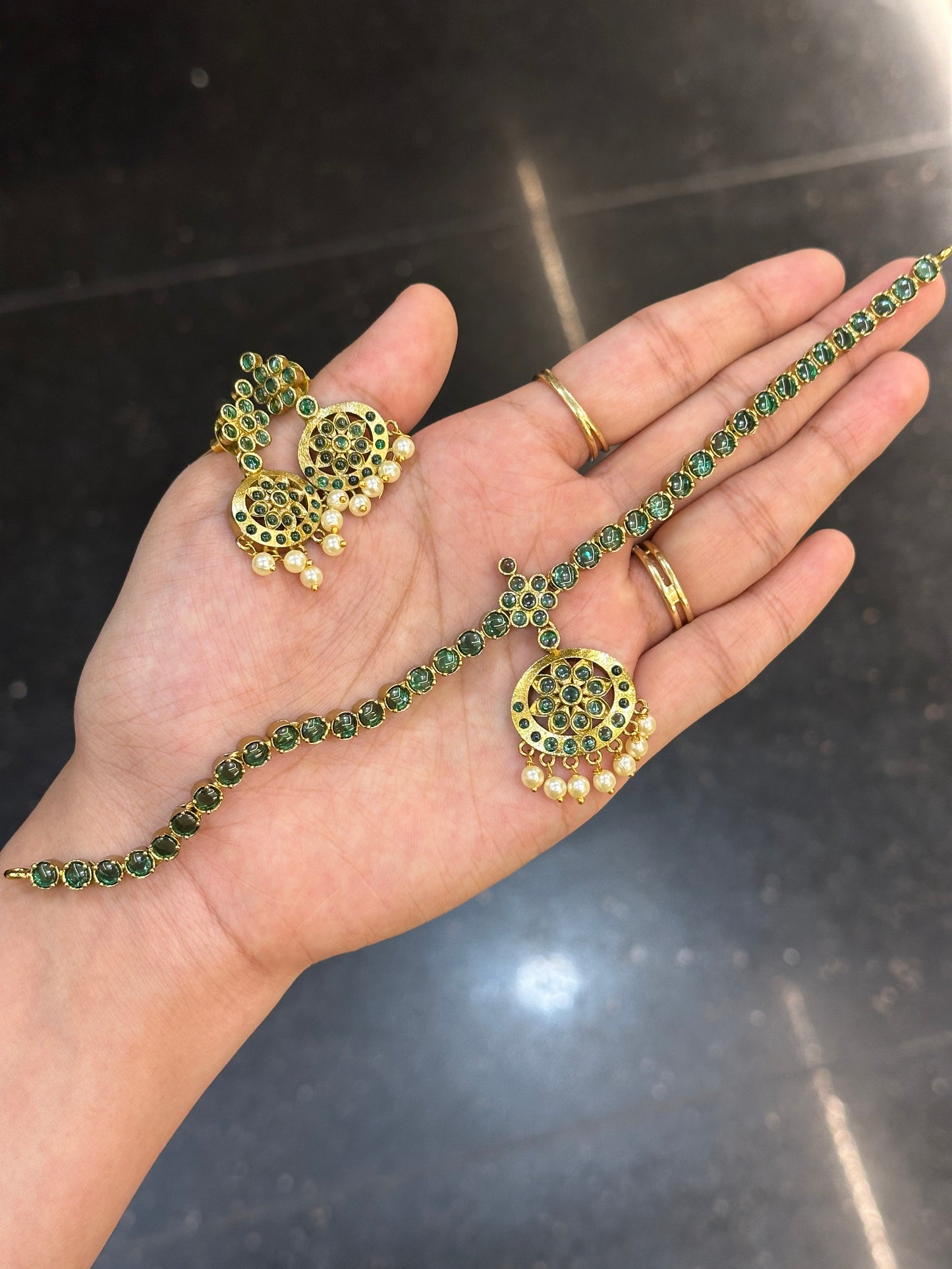 Pooja Hegde Vintage Attigai v2.0