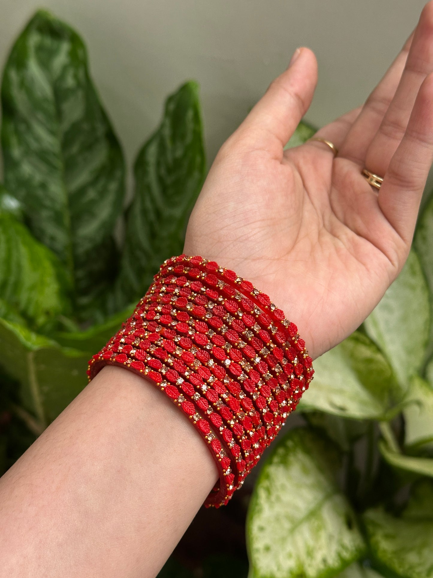 Elai Raindrop Bangles (Per Dozen)