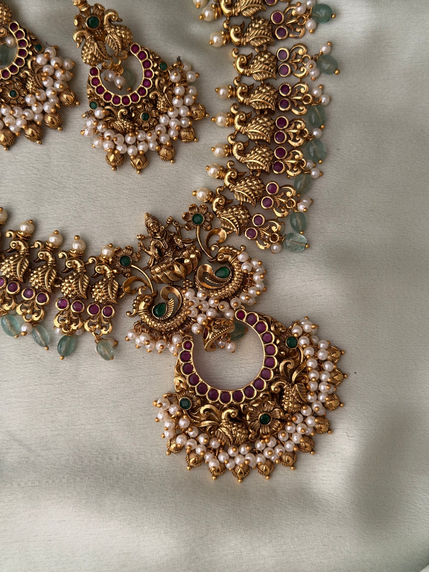 Madhava Chaandbali Necklace