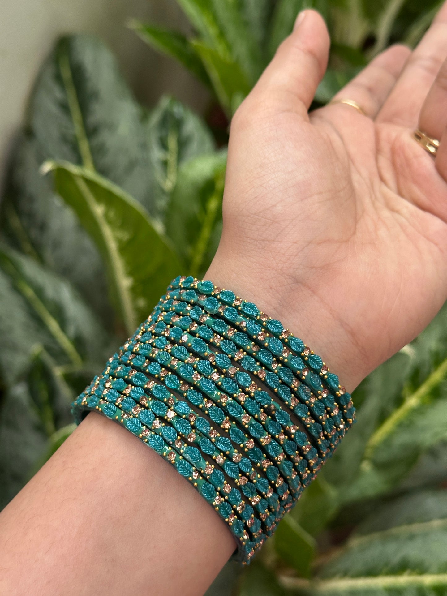 Elai Raindrop Bangles (Per Dozen)