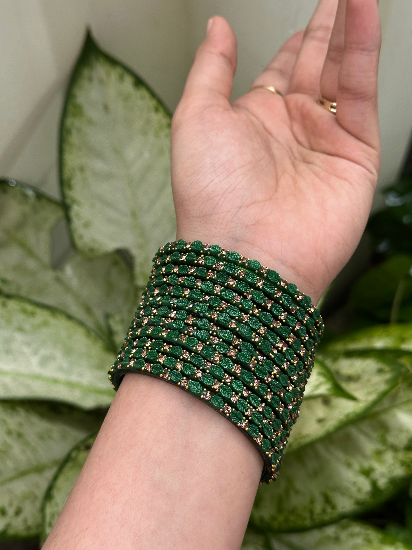 Elai Raindrop Bangles (Per Dozen)