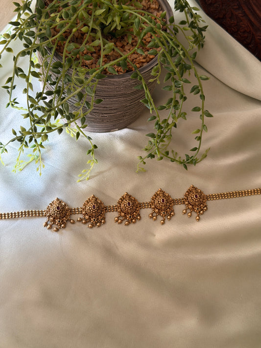Pranava Non Idol Hip-chain
