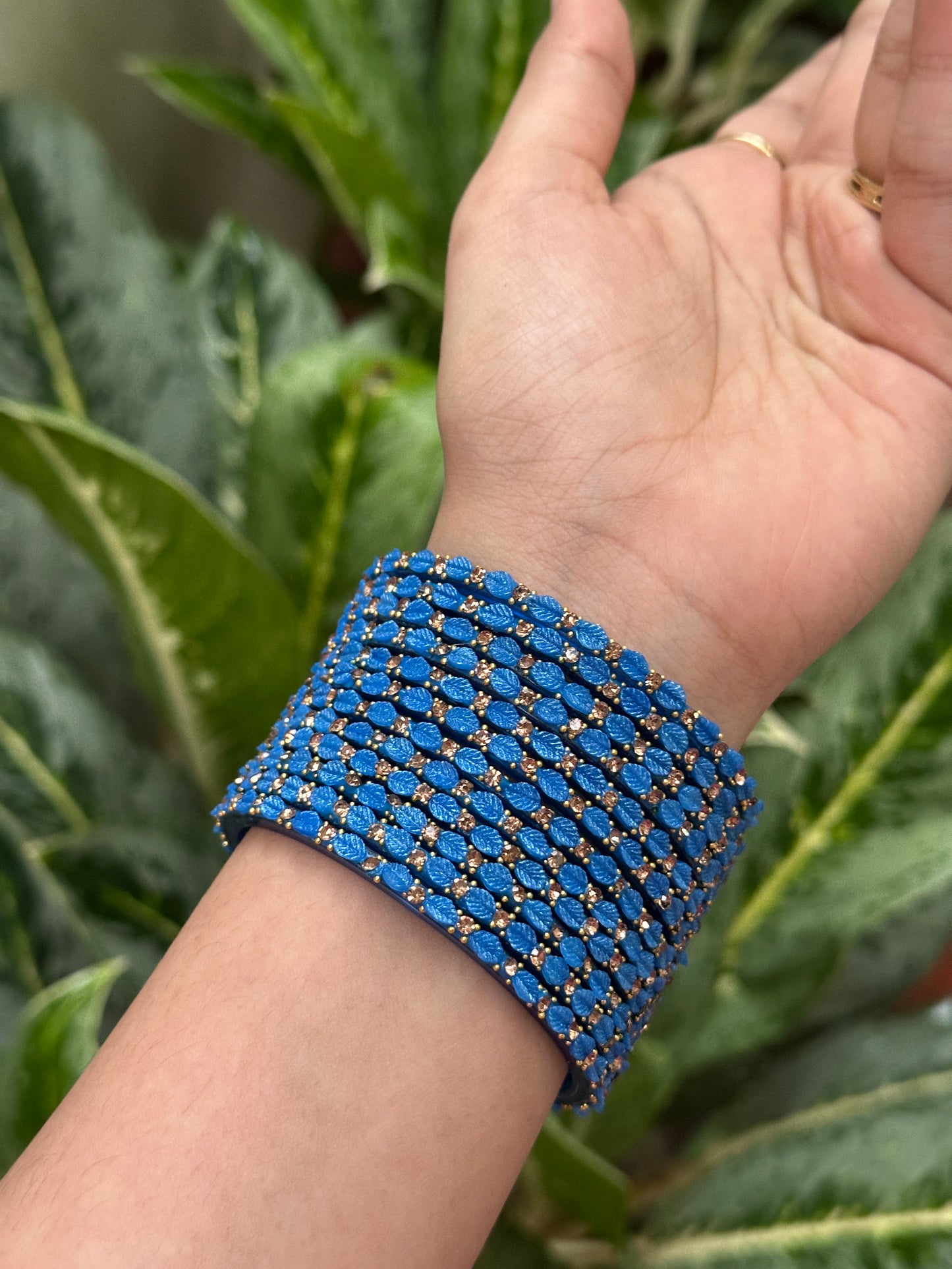 Elai Raindrop Bangles (Per Dozen)