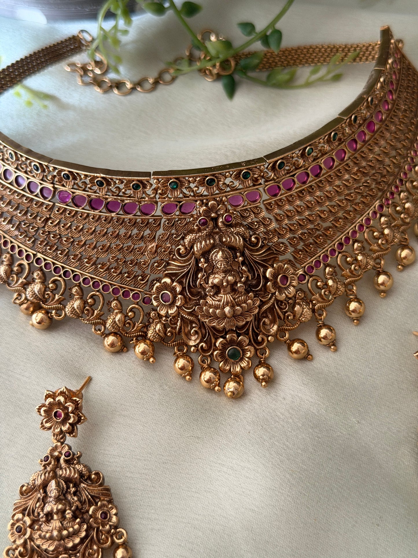Yazhini Bridal Choker