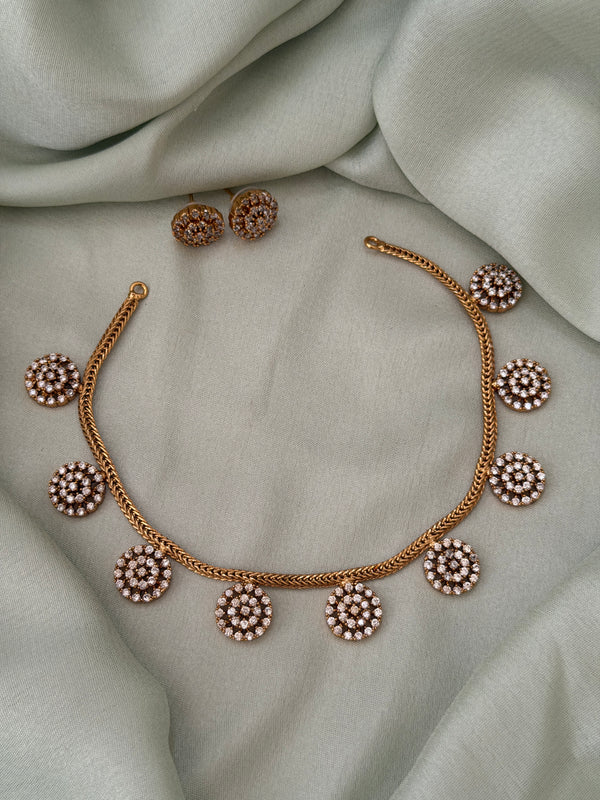 Monika AD Choker