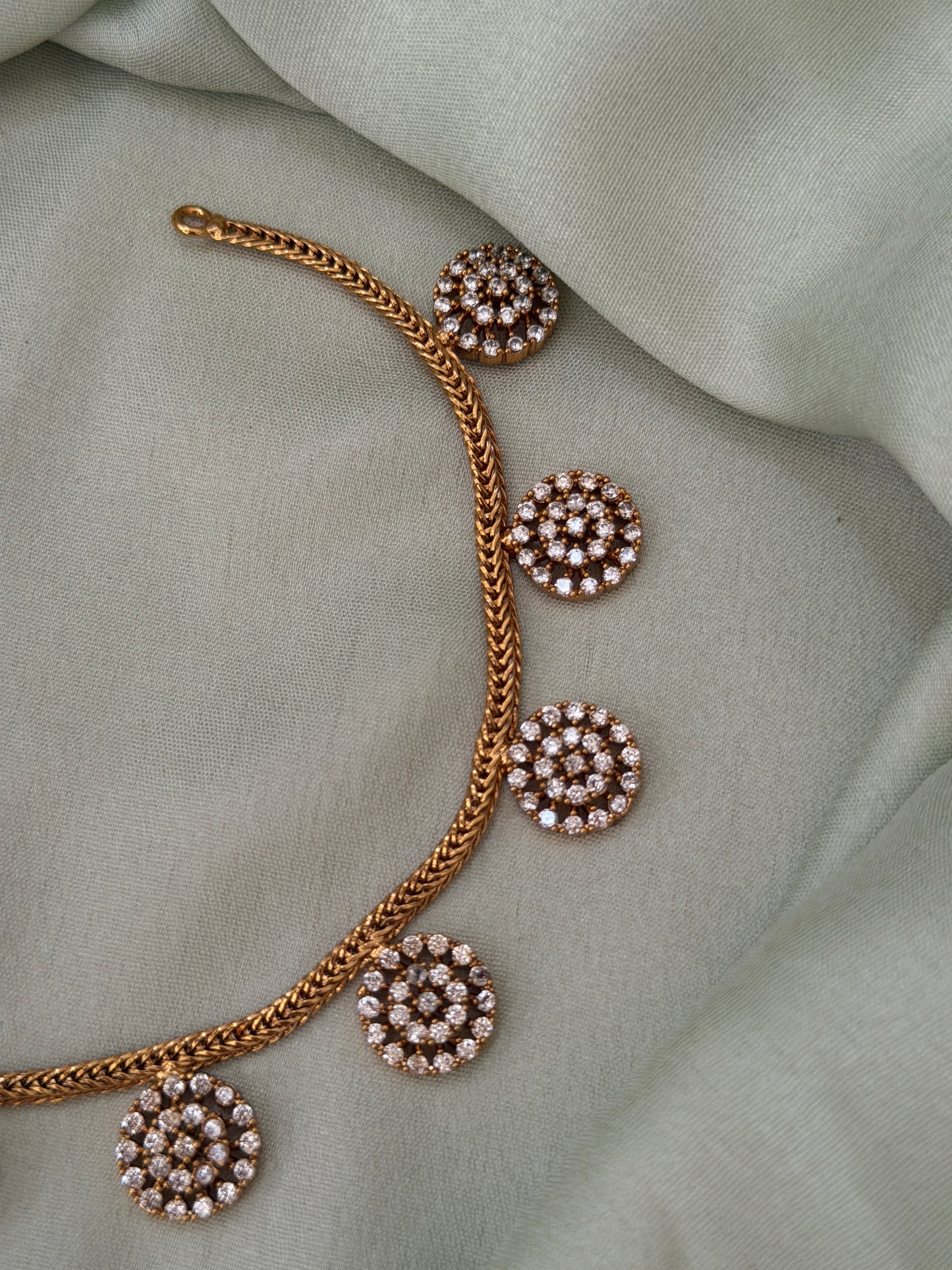 Monika AD Choker