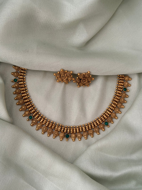Rukku Non Idol Necklace